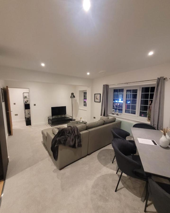 Luxury 1 Bed Apartment In The Centre Of Rochester Rochester  Exterior photo