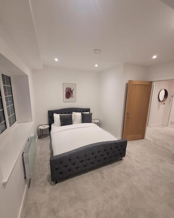 Luxury 1 Bed Apartment In The Centre Of Rochester Rochester  Exterior photo